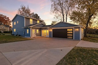 155 N Front St, North Liberty, IA 52317