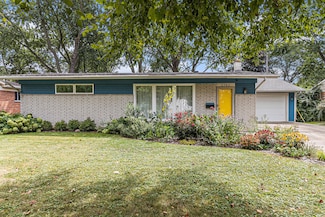 2740 Aurora St, Ann Arbor, MI 48105
