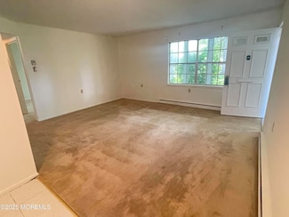 47F Cambridge Ct Unit F, Lakewood, NJ 08701