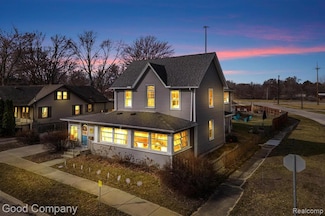 221 Center St, Clio, MI 48420
