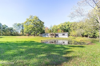 130 Dripping Springs Ct, Monterey, TN 38674