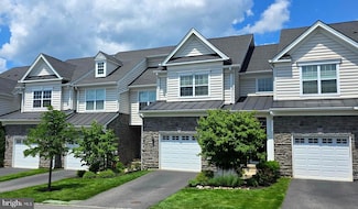 210 Ella Ln, Conshohocken, PA 19428