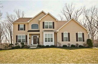 11 Hickory Ridge Ct, Mullica Hill, NJ 08062