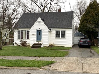3927 Wood St, Erie, PA 16509
