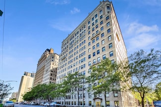 3530 N Lake Shore Dr Unit 10A, Chicago, IL 60657