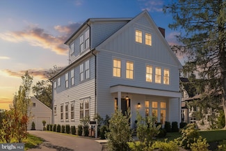 14 Pelham Rd, Philadelphia, PA 19119