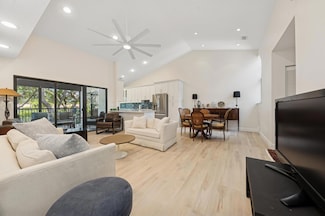 17340 Boca Club 702 Blvd Unit 702, Boca Raton, FL 33487