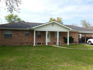 220 Clement St, Destrehan, LA 70047