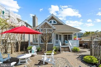 25 E 24th St, Long Beach, NJ 08008