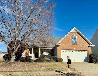 616 W Farrell Dr, Woodruff, SC 29388