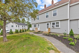 22 Whites Bridge Rd Unit 22, Windham, ME 04062