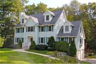 65 Saunders Ln, Rowley, MA 01969