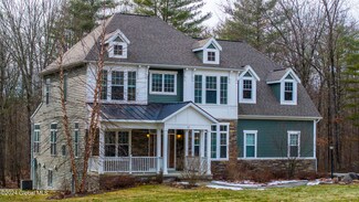 32 River Rock Dr, Ballston Spa, NY 12020