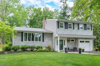 167 Crane Cir, New Providence, NJ 07974