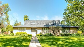 999 Lakeland Dr, Lexington, KY 40502