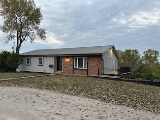 15566 W 335th St, Paola, KS 66071