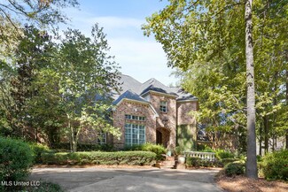 101 Summer Lake Dr, Ridgeland, MS 39157