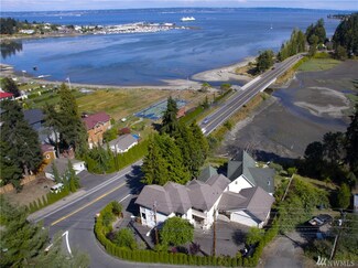 10423 NE West Kingston Rd, Kingston, WA 98346