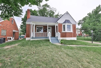 306 Pershing Ave, Cincinnati, OH 45215