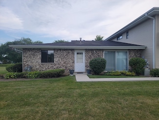 117 Cotuit Ct Unit 424, Schaumburg, IL 60193