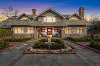 111 Reservoir Rd, Los Gatos, CA 95030