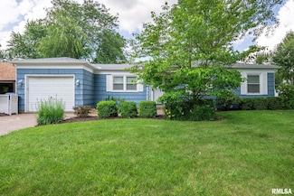 2549 30th Avenue Ct, Moline, IL 61265