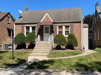 18017 Oakwood Ave, Lansing, IL 60438