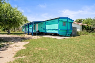 121 NW 7th St, Premont, TX 78375