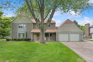 1019 Meadow Lark Dr, Enon, OH 45323