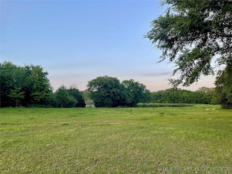 6806 Rock Creek Loop, Tishomingo, OK 73460