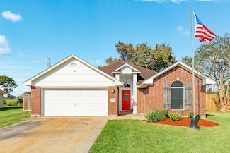 1187 Thomas Dr, Angleton, TX 77515