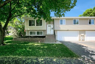 440 97th Ln NE, Minneapolis, MN 55434