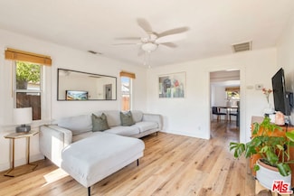 414 Raymond Dr, Pasadena, CA 91107