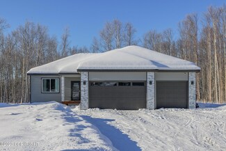 6392 W Creeksedge Dr, Wasilla, AK 99623
