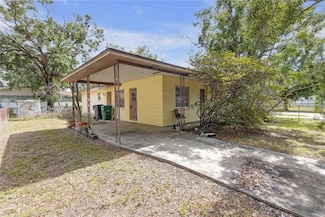 2724 W Henry Ave, Tampa, FL 33614