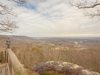 6530 Forest Park Dr, Signal Mountain, TN 37377