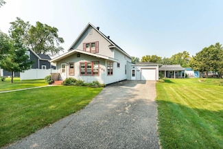 705 Front St, Henning, MN 56551