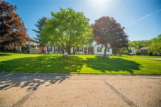 4400 Satinwood Cir NW, Canton, OH 44718