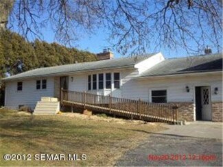 645 645 N Wabasha, Plainview, MN 55964