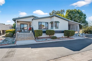 1300 W Menlo Ave, Hemet, CA 92543