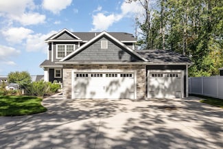 4860 W Houghton Lake Dr, Houghton Lake, MI 48629