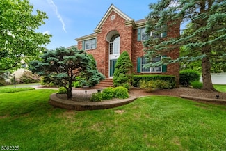 18 Stout Dr, Hillsborough, NJ 08844