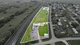 547 W Navigation St, Brookshire, TX 77423