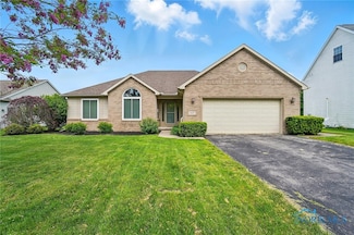 4437 Prairie Creek Ln, Maumee, OH 43537