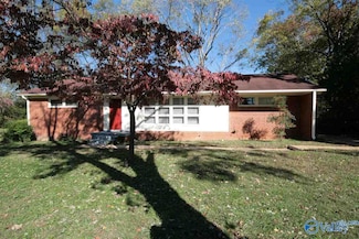4413 Lakeview Dr NW, Huntsville, AL 35810