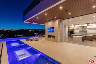 1475 Bel Air Rd, Los Angeles, CA 90077