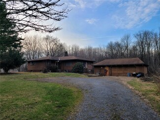 223 N Spring Rd, Mercer, PA 16137