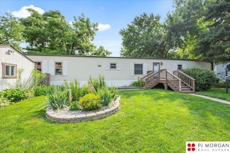 7646 N 101st Plaza Unit 43, Omaha, NE 68122