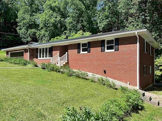 1047 N Hill St, West Baden Springs, IN 47469