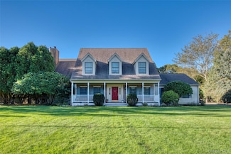 2180 Kerwin Blvd, Greenport, NY 11944